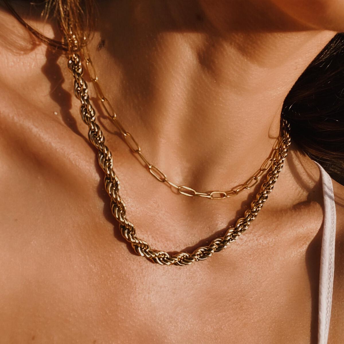 18K Gold Plated and Waterproof Heartbreaker Necklace. ALCO Jewelry.